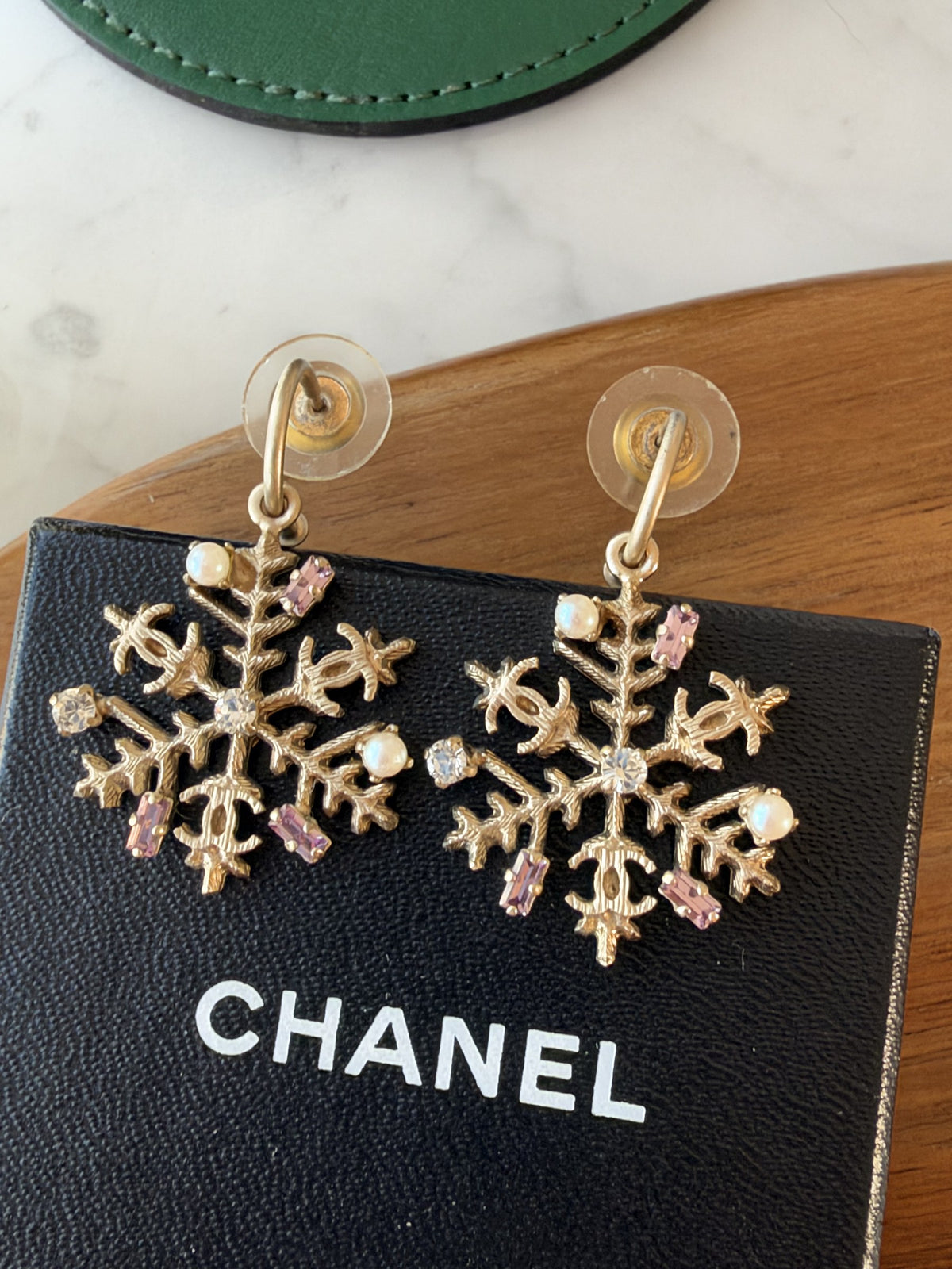Snowflake drop earrings
